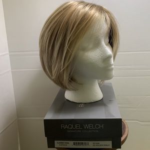 Raquel Welch CLASSIC COOL Wig / SS14/88 / Shaded Wheat